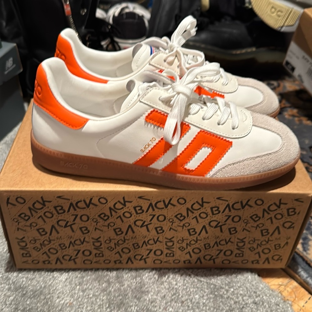 Back 70 Women's White and Orange Sneakers  New